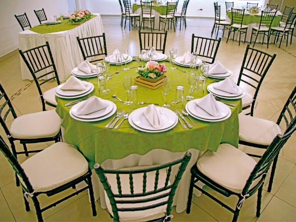 Salón coral Hotel Yes Inn Nuevo Veracruz Salón coral Hotel Yes Inn Nuevo Veracruz