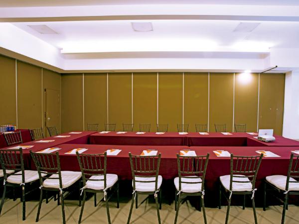 Salón coral 2 Hotel Yes Inn Nuevo Veracruz Salón coral 2 Hotel Yes Inn Nuevo Veracruz